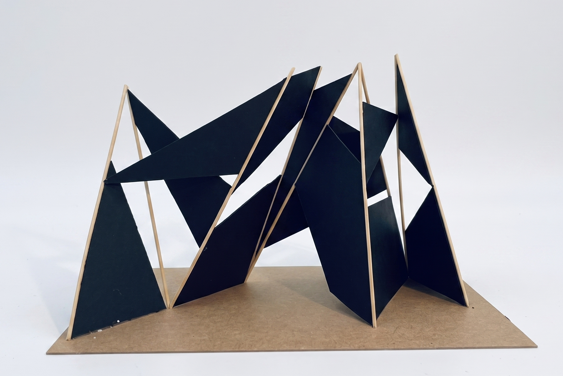 Maquette van snijdende vlakken — WV